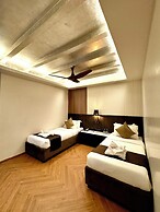 Gulf Hotel Colaba