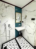 Gulf Hotel Colaba