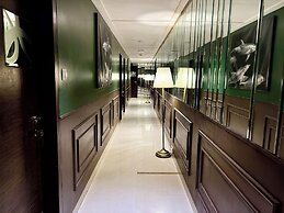 Gulf Hotel Colaba