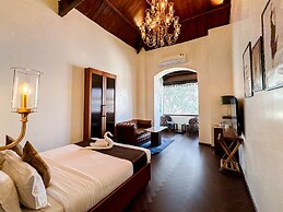 Gulf Hotel Colaba
