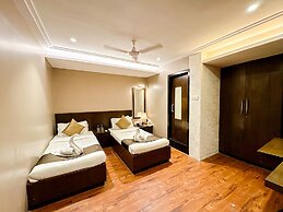 Gulf Hotel Colaba