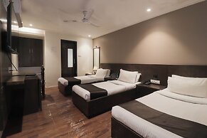 Gulf Hotel Colaba