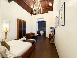 Gulf Hotel Colaba
