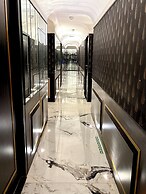 Gulf Hotel Colaba