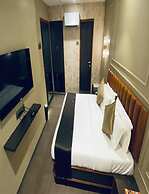 Gulf Hotel Colaba
