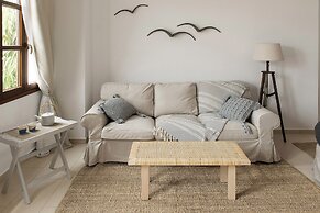 Syros Wellness Luxury Suites