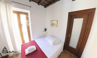 Borgo Pio 91