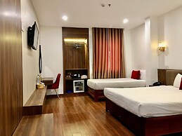 Le Centre Hotel
