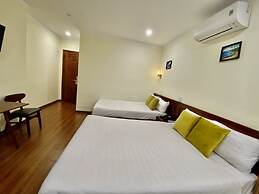 Le Centre Hotel