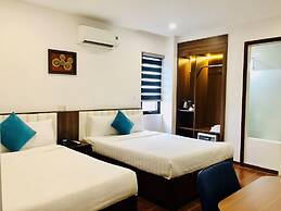 Le Centre Hotel