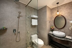 Canary Hanoi Hotel