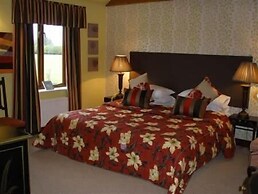 Cornfields Hotel & Restaurant