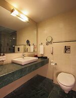 Red Fox by Lemon Tree Hotels, Alwar