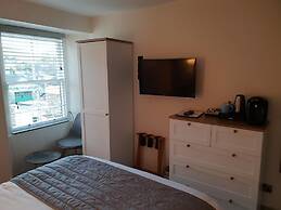Compston House B&B - Adults Only