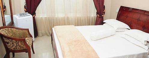 Sherbourne Hotel