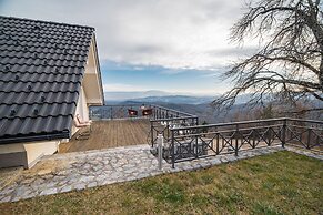 Luxury Holiday Home Zupan