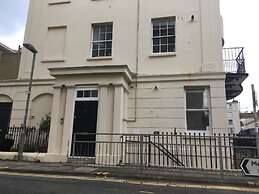 Cannon Spa Brighton Beach Apartments