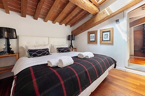 Elegant Duomo apartment