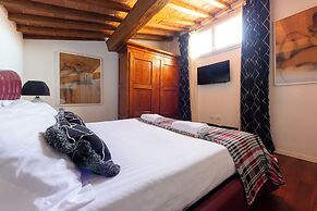 Elegant Duomo apartment