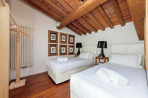 Elegant Duomo apartment