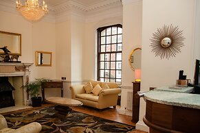 St Giles House Hotel