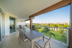 MareAzul Apartment 631 by Realty Group