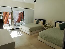 Via 38 C01 by Realty Group