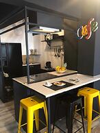 Home Plus Psirri Apartment