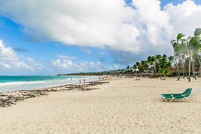 Palm Green Vacations Whitesands