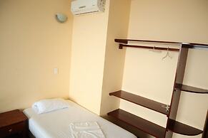 Hotel Atacames Inn