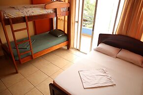 Hotel Atacames Inn
