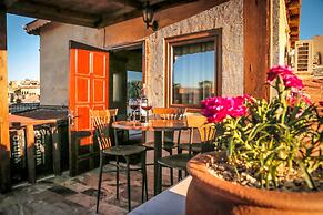 Larissa Cave Hotel