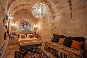 Larissa Cave Hotel