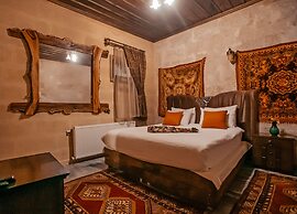 Larissa Cave Hotel