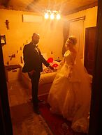 Larissa Cave Hotel
