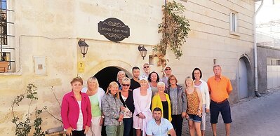 Larissa Cave Hotel