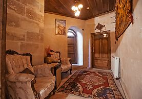 Larissa Cave Hotel