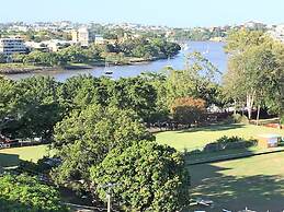 Mowbray East Apartments