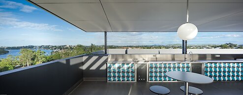 Mowbray East Apartments