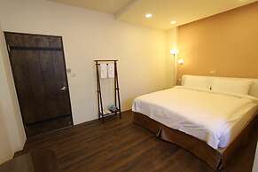 Heyyo Hostel