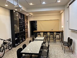 Heyyo Hostel