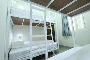 Heyyo Hostel