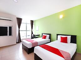 OYO 816 Hotel De Kiara