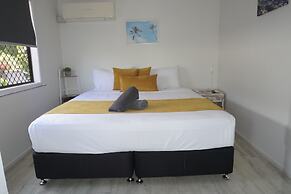 Yeppoon Beachhouse - Hostel