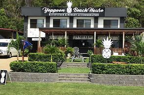 Yeppoon Beachhouse - Hostel