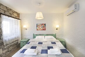 Monat Otel Alacati