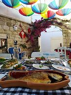 Monat Otel Alacati