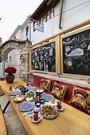 Monat Otel Alacati