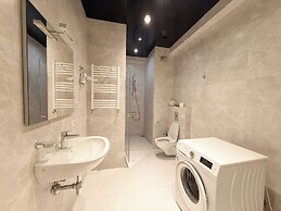 Maxela Rooms & Suites