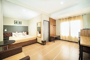 The Palm Hotel